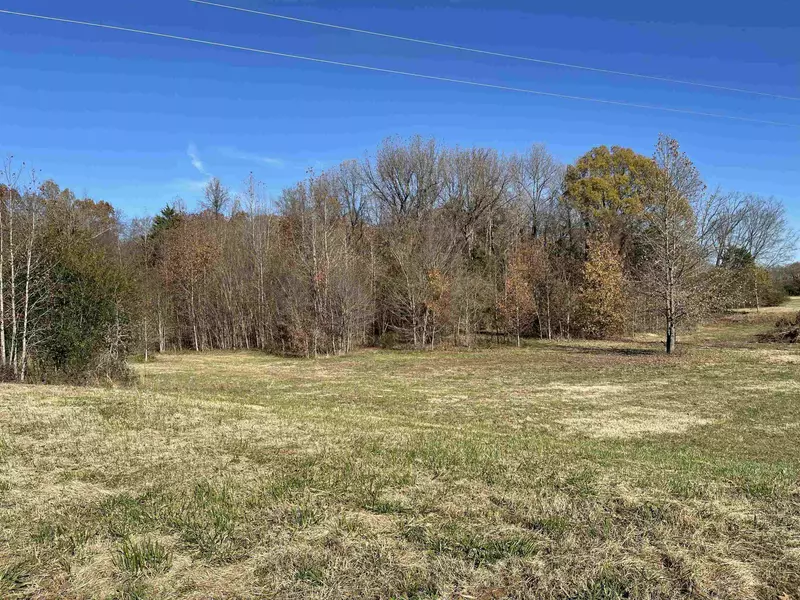 6380 FAYETTE CORNERS DR, Whiteville, TN 38075