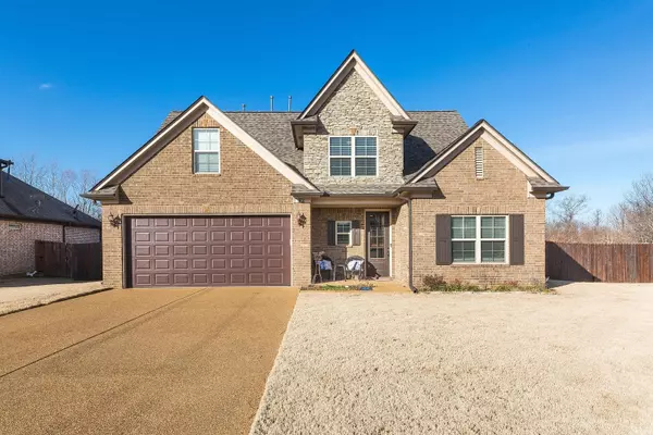 190 SOUTHWIND DR, Oakland, TN 38060