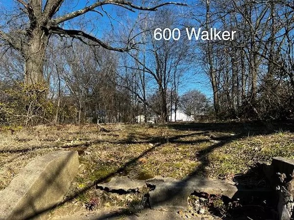 600 WALKER AVE, Memphis, TN 38126