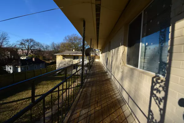 Memphis, TN 38106,1043 COLLEGE ST