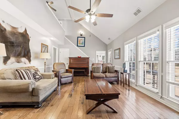 Collierville, TN 38017,3555 WATERFORD CV N