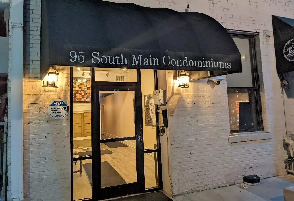 Memphis, TN 38103,95 S MAIN ST #202