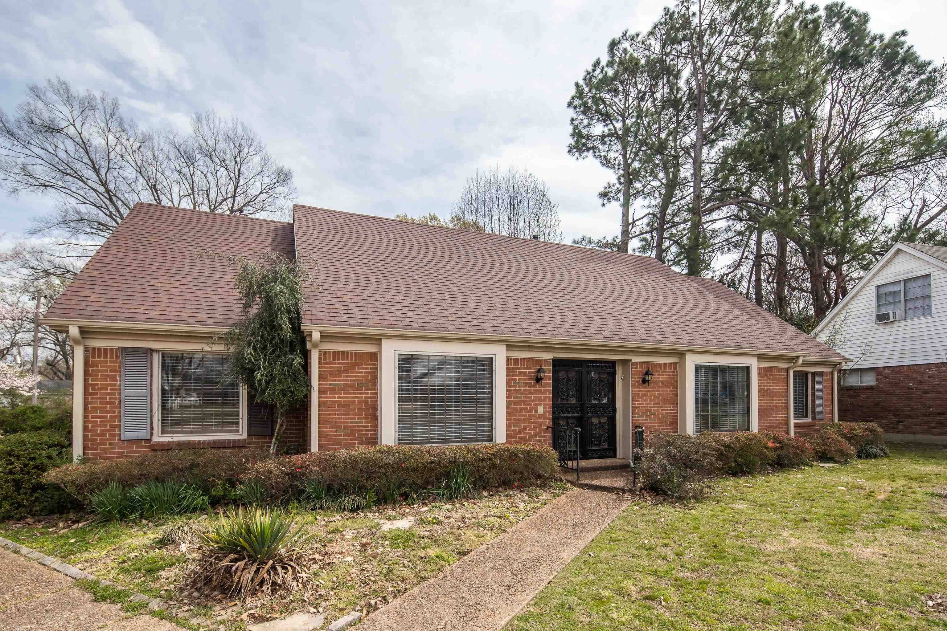 Memphis, TN 38115,3044 FAIRBORN DR
