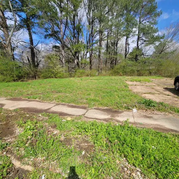 3656 RIDGEMONT RD, Memphis, TN 38128