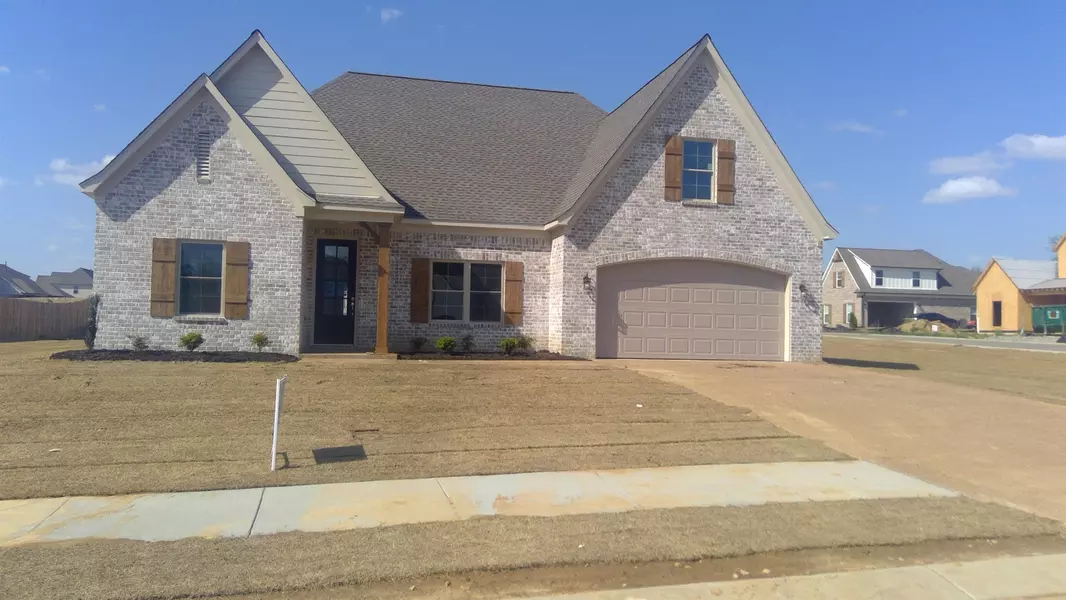 18 CHESTNUT CV, Atoka, TN 38004