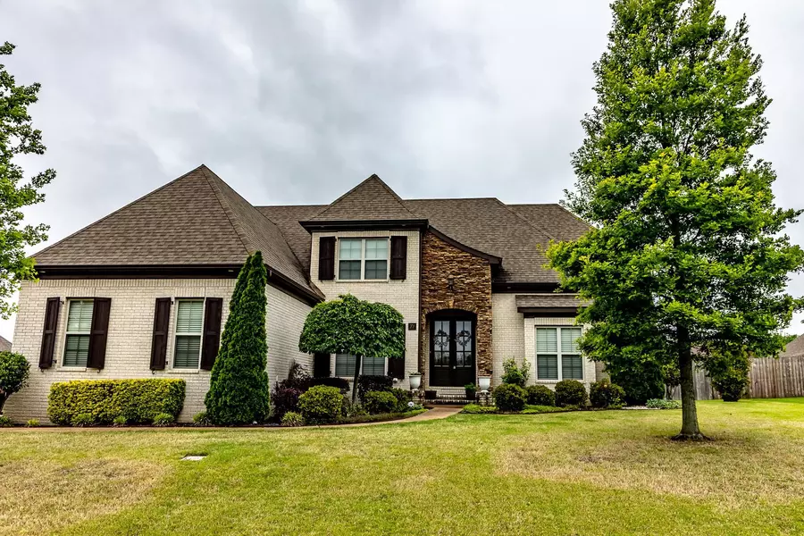 71 WATERS EDGE CV, Atoka, TN 38004