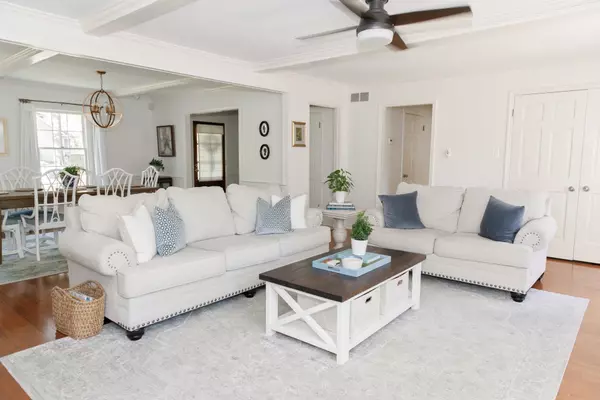 Germantown, TN 38139,8655 GROVE ROW DR