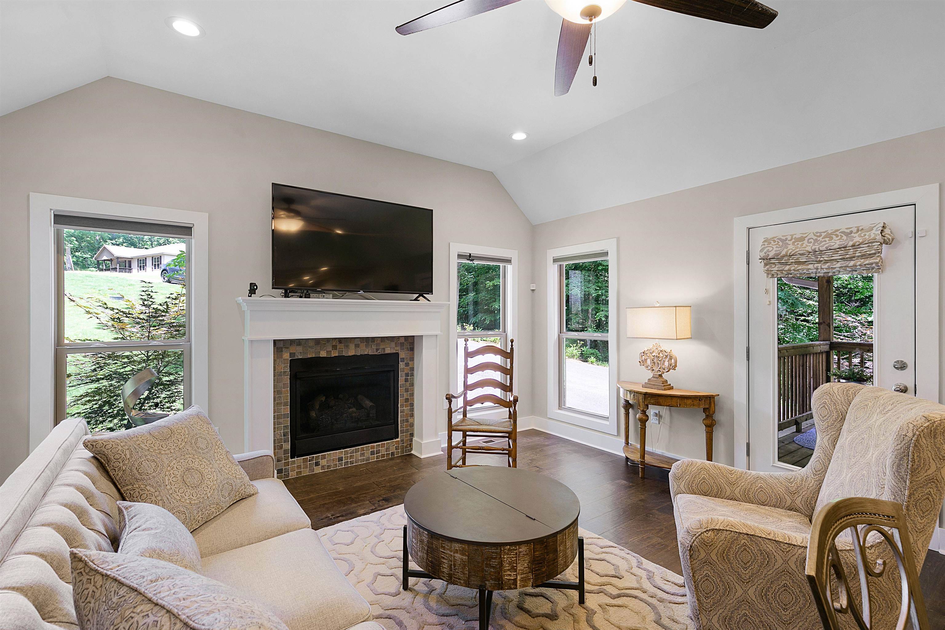 Counce, TN 38326,90 ARABIAN LN