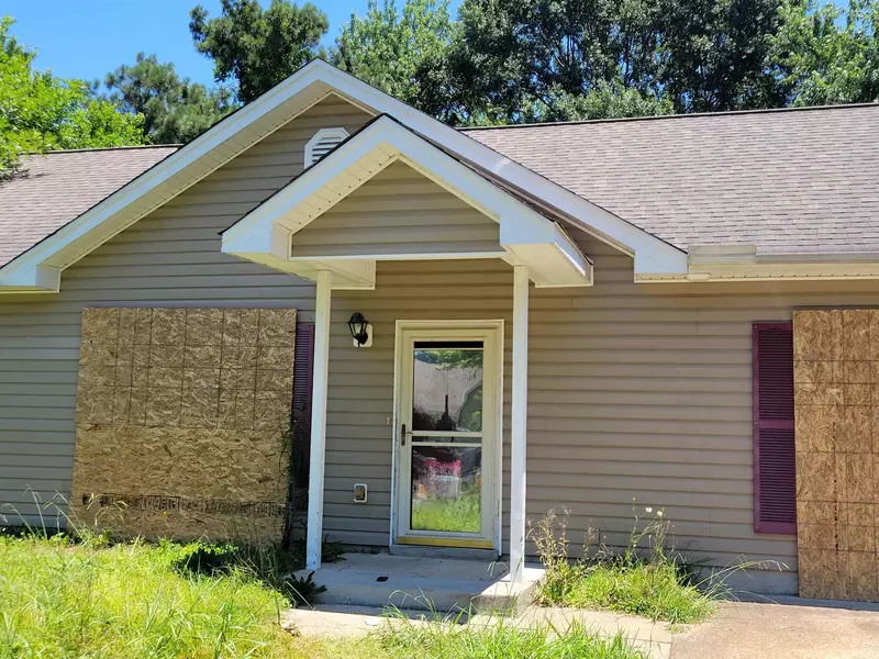 3402 HALLSHIRE DR, Memphis, TN 38115