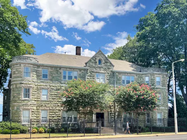 1116 POPLAR AVE #6, Memphis, TN 38105