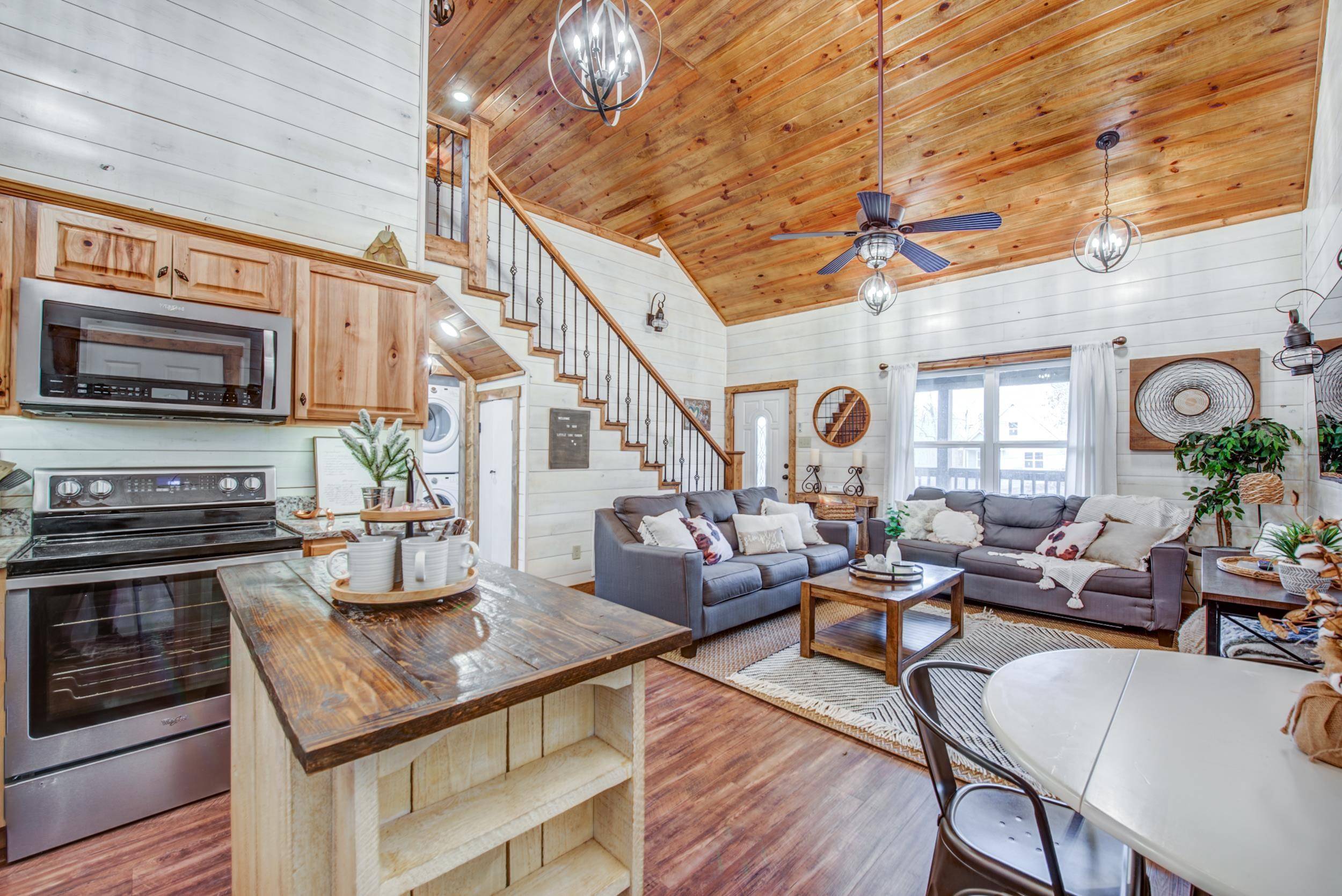 700 FAIRWAY LN, Counce, TN 38326-8028