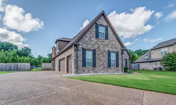 Oakland, TN 38060,140 ACADIS CIR