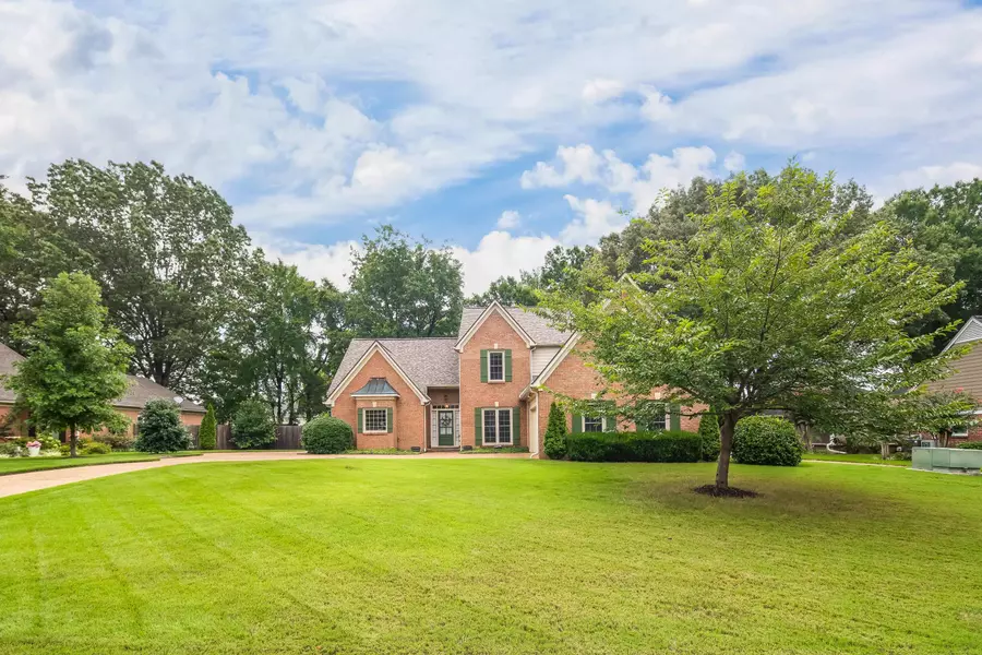 3408 AMROTH DR, Collierville, TN 38017