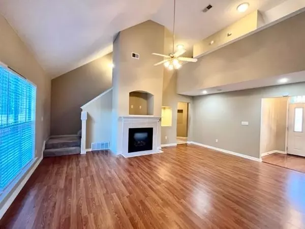 Memphis, TN 38125,4940 BUSY CV