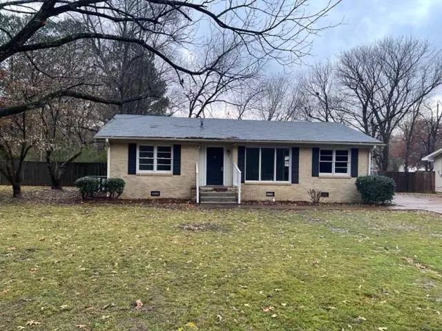 337 MITCHELL ST, Bolivar, TN 38008