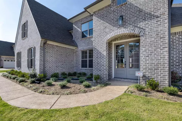 Lakeland, TN 38002,10331 WADING HERON DR