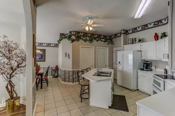 Bartlett, TN 38002,7734 SHADOW FORK LN