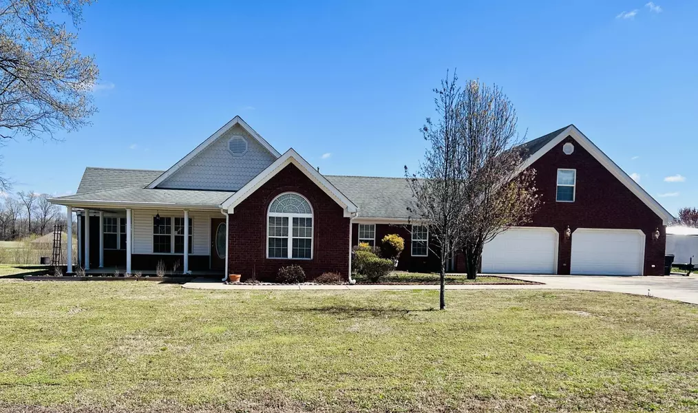 122 CRAD BASKIN RD, Unincorporated, TN 38015