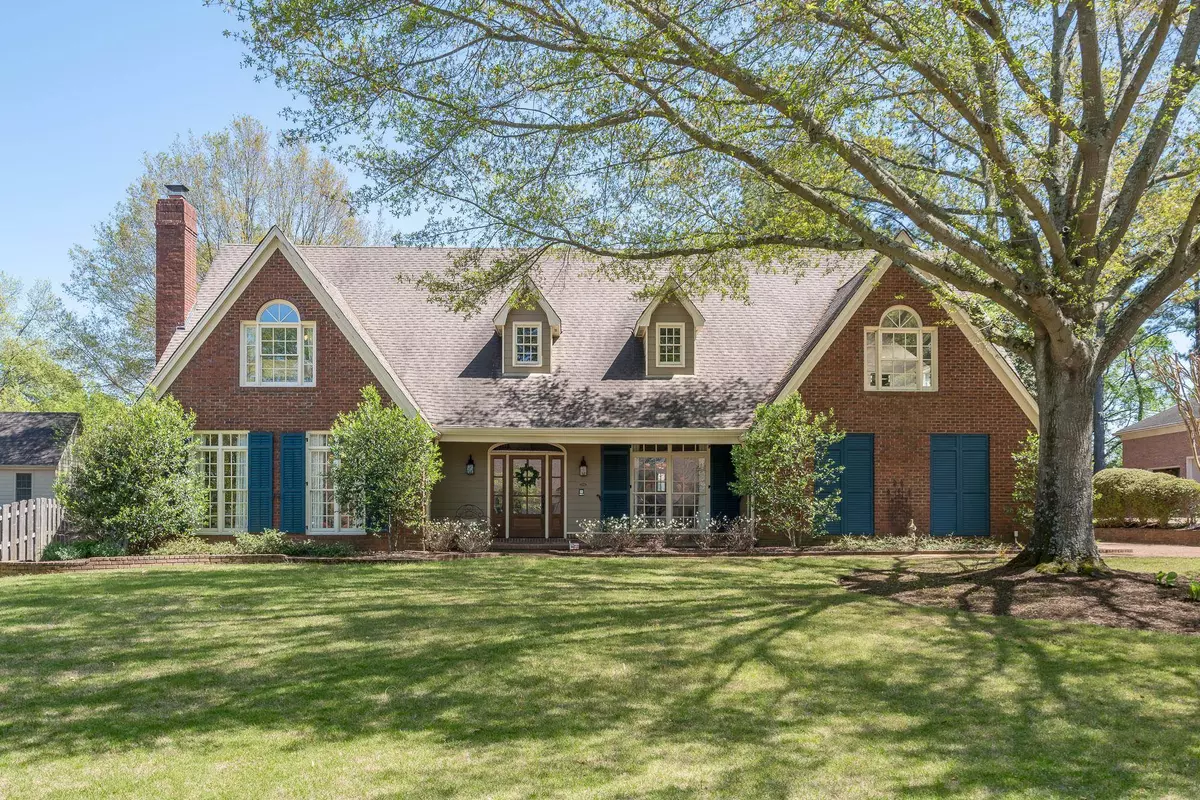 Collierville, TN 38017,2686 BURTON BRIAR CIR