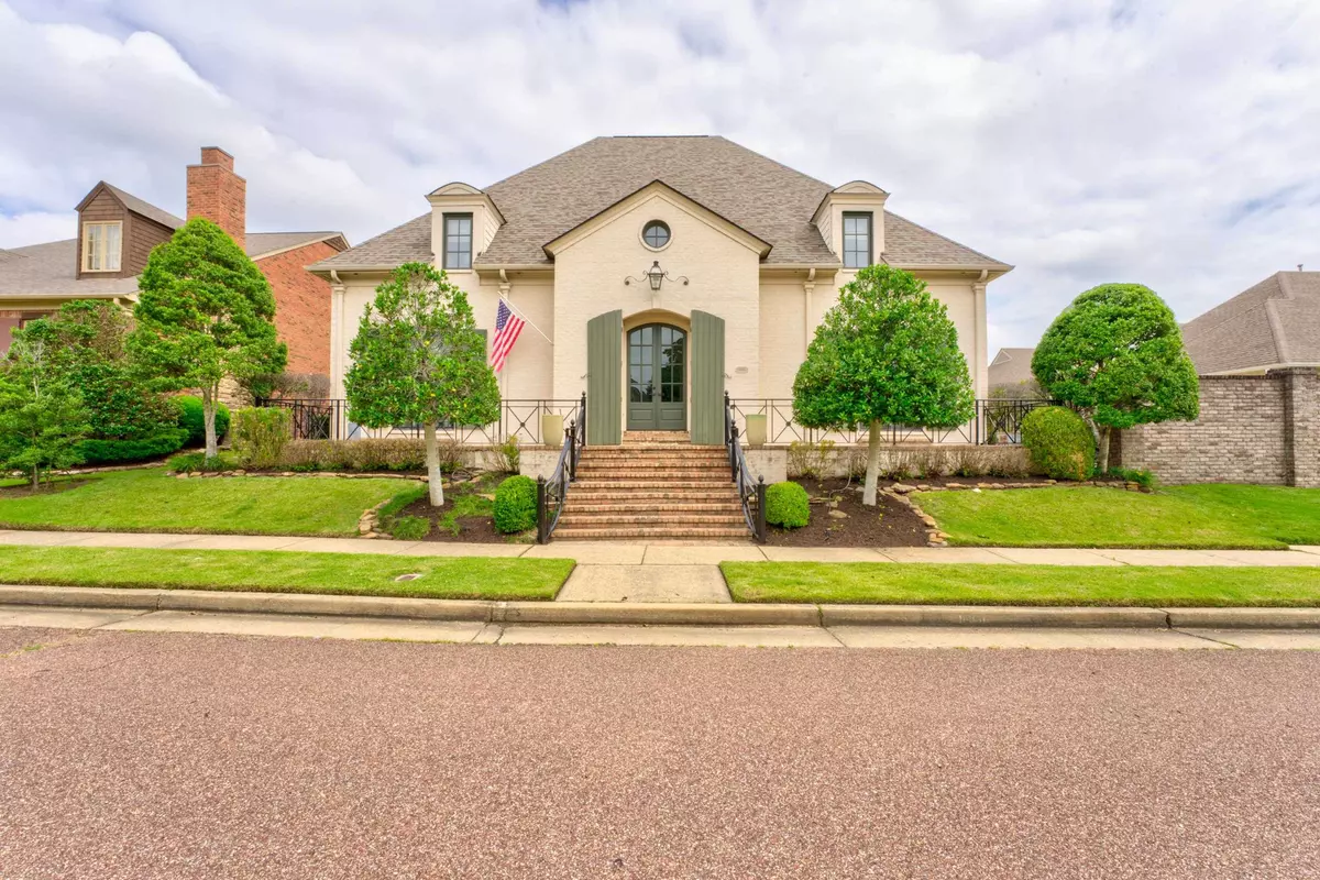 Collierville, TN 38017,900 DELOACH LN