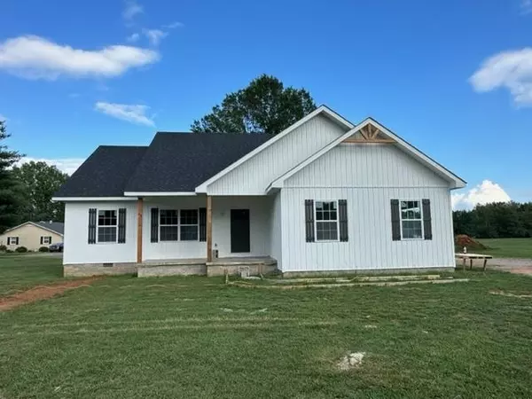 35 CLAYBROOK DR, Savannah, TN 38372