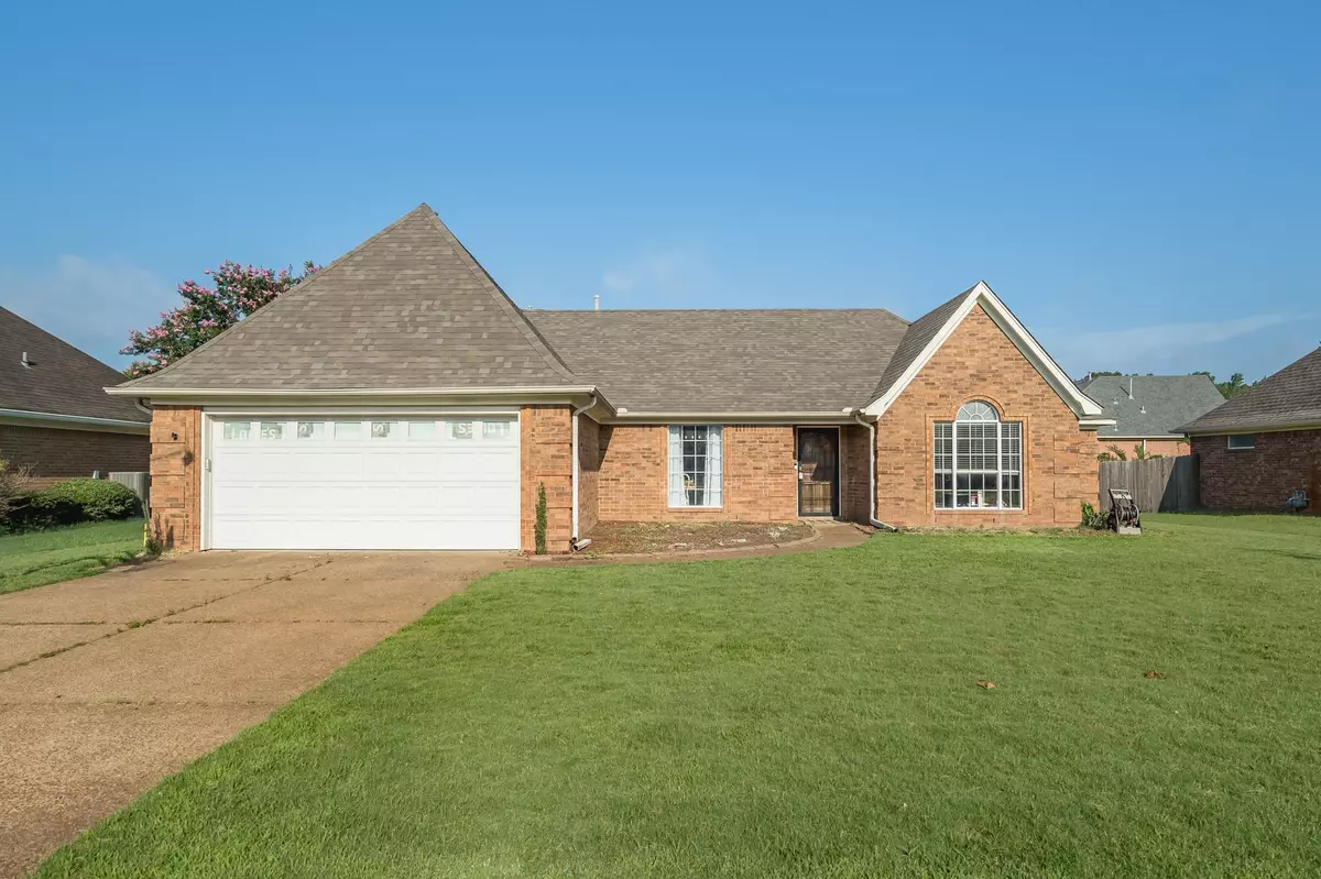 Bartlett, TN 38002,4705 SHADOW FIELD LN