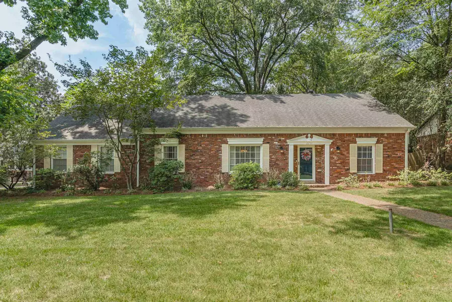 2239 HOWARD RD, Germantown, TN 38138