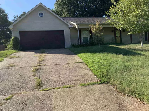 1073 TRAPPERS CV, Memphis, TN 38018