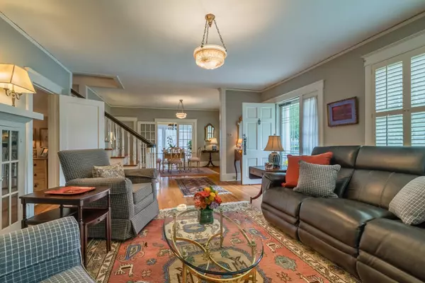 Memphis, TN 38112,300 E STRATHMORE CIR
