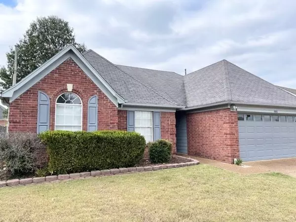 985 LORENA CV, Cordova, TN 38018