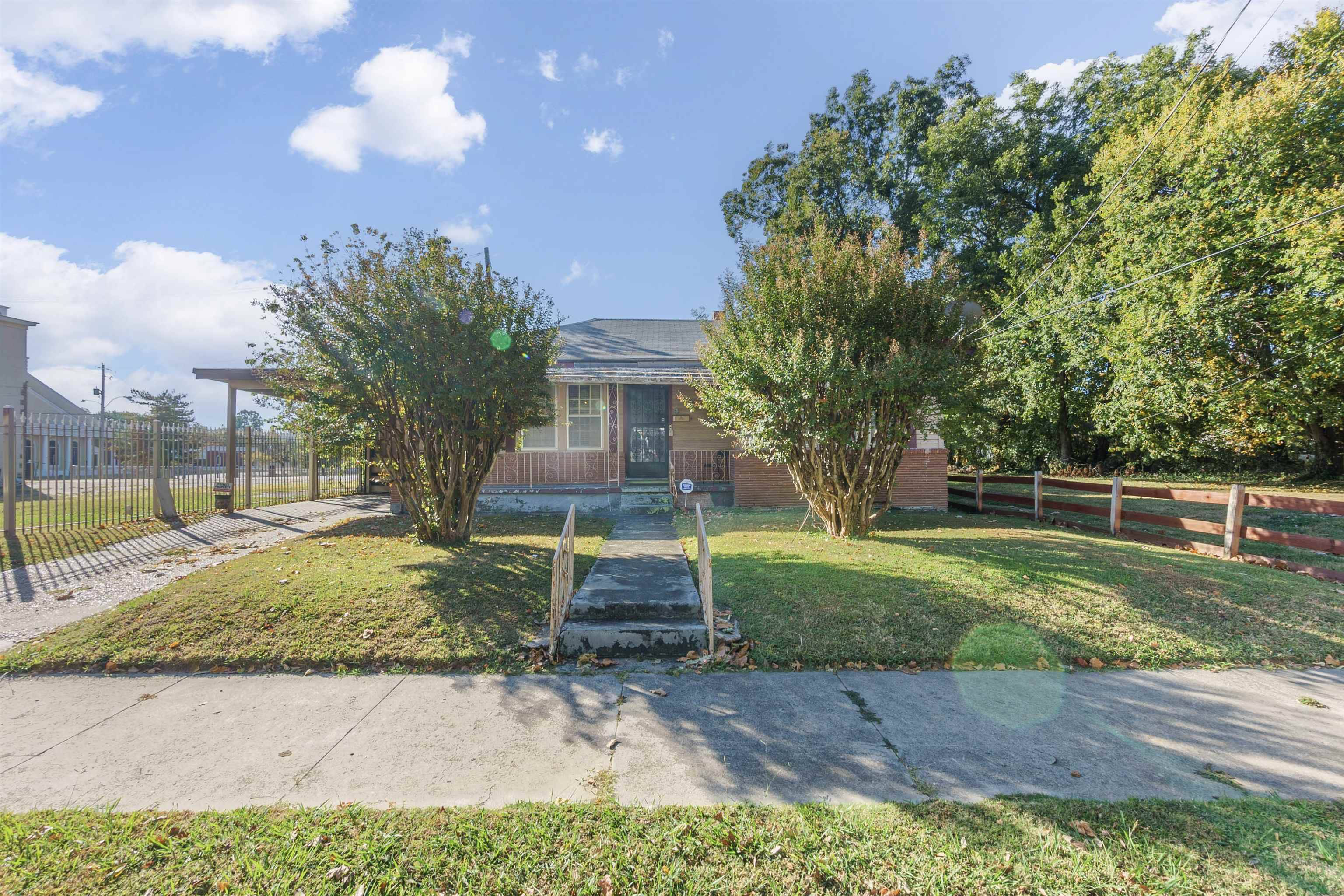 423 LACLEDE AVE,  Memphis,  TN 38126