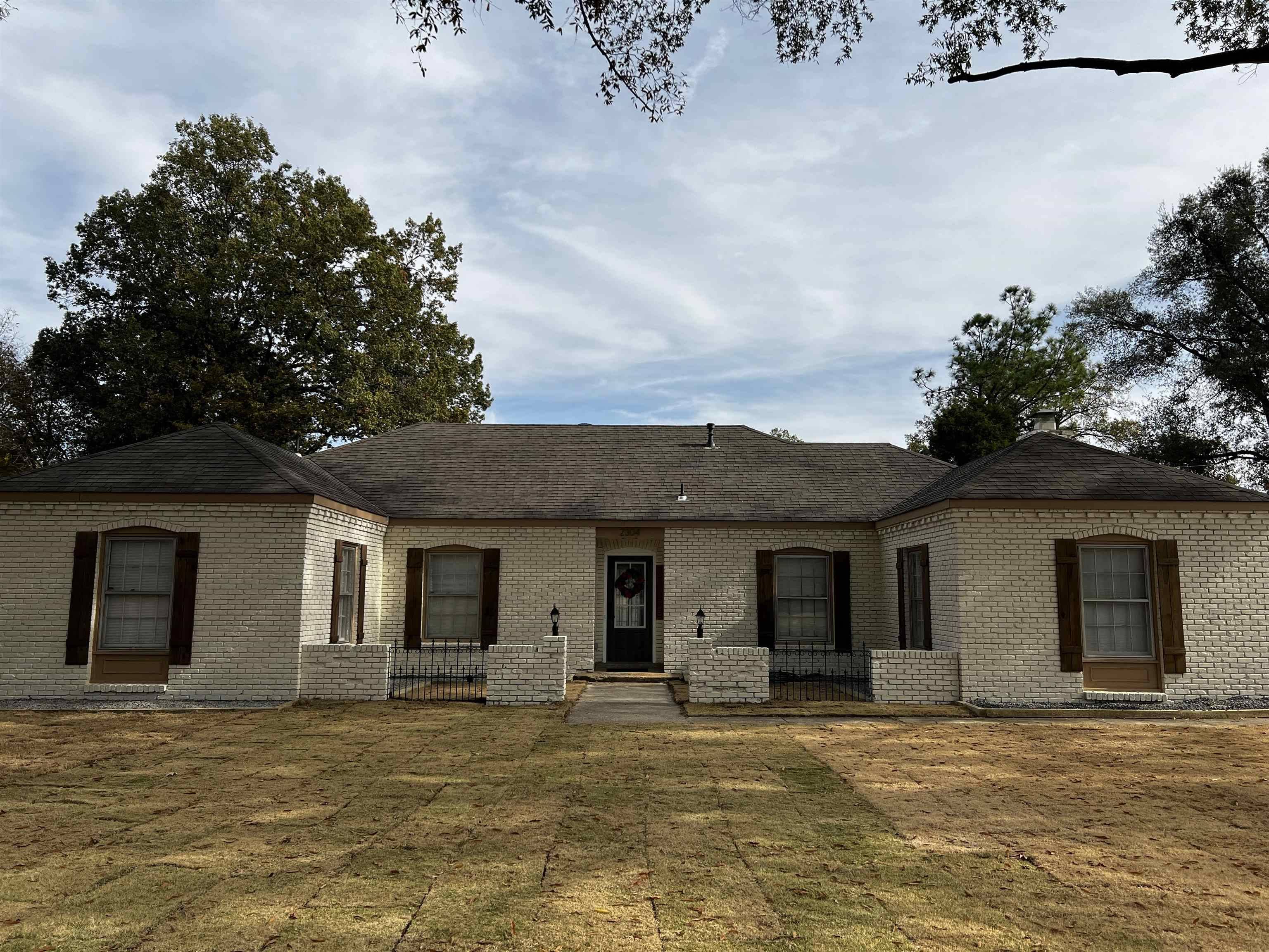 2304 LOVITT DR, Memphis, TN 38119