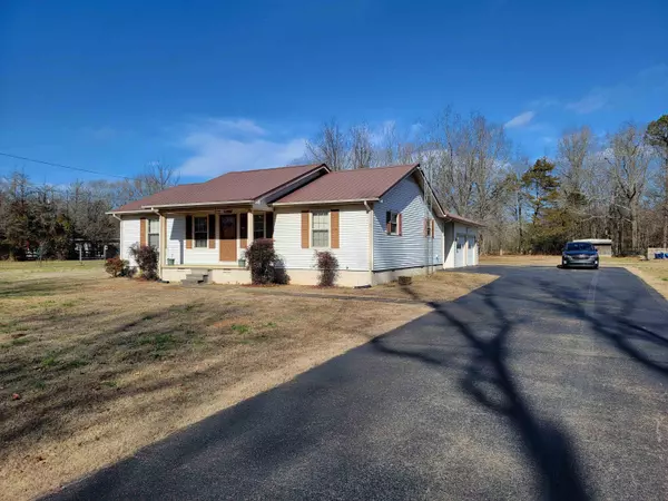 Savannah, TN 38372,585 AUSTIN ST