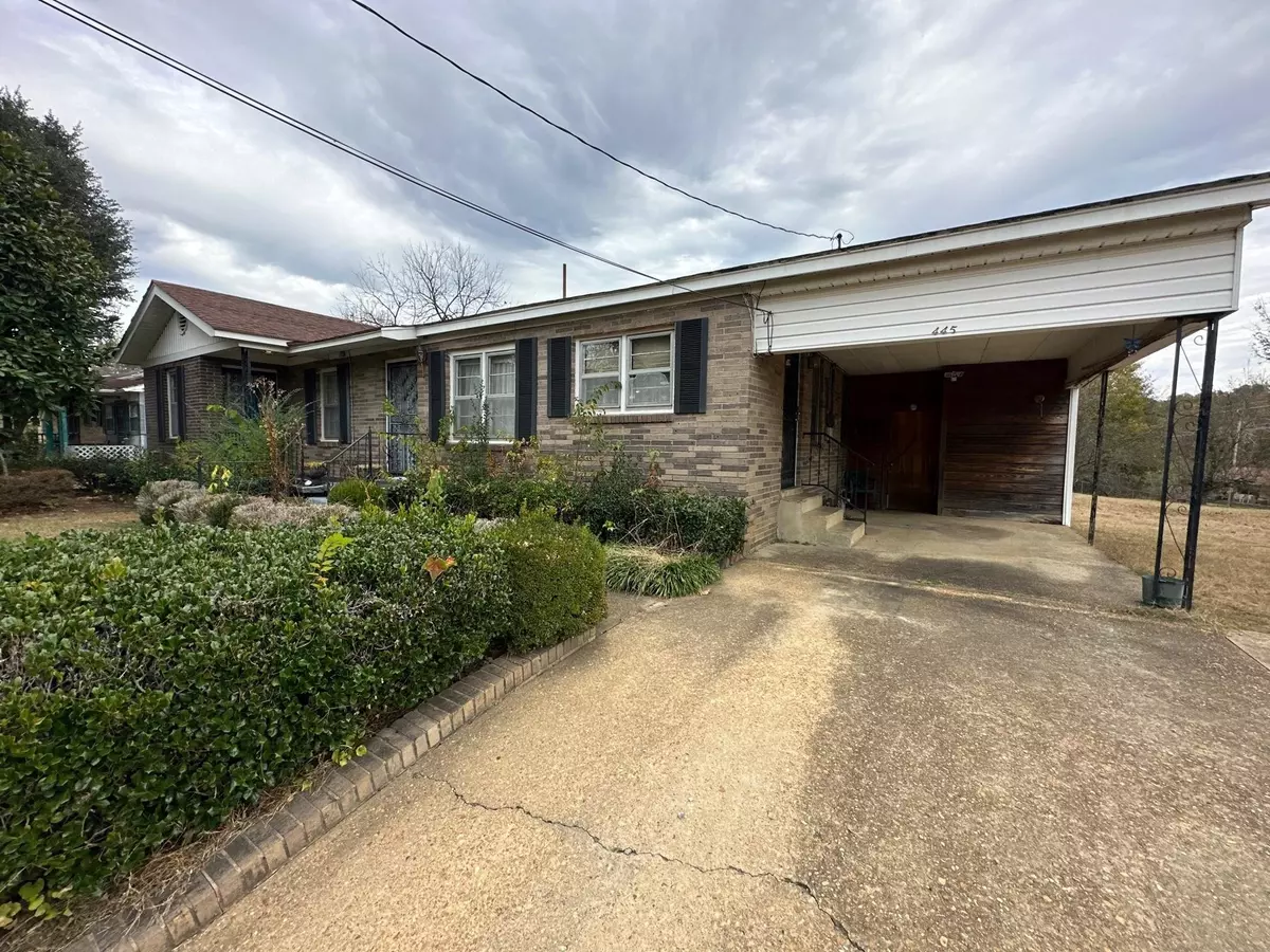 Holly Springs, MS 38635,445 S CRAFT ST