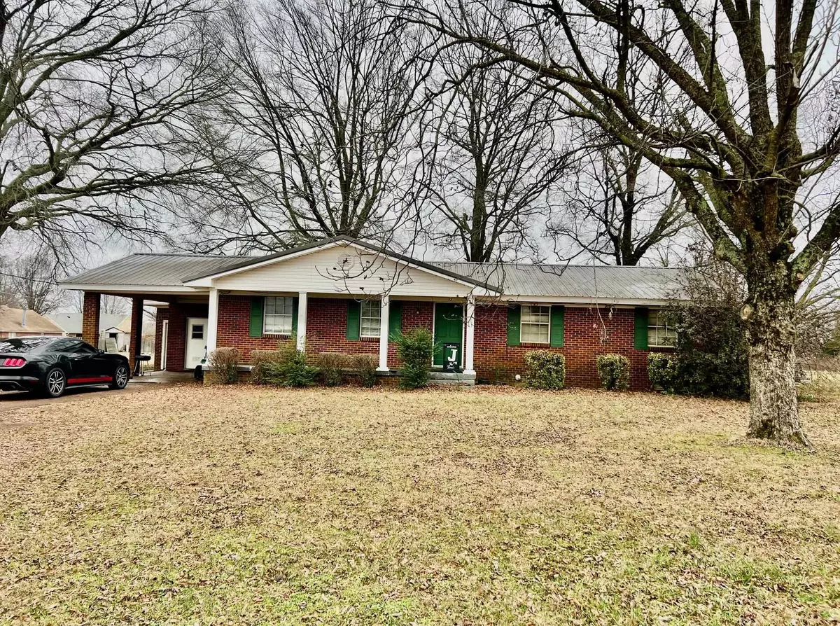 Senatobia, MS 38668,1245 BROWNSFERRY RD