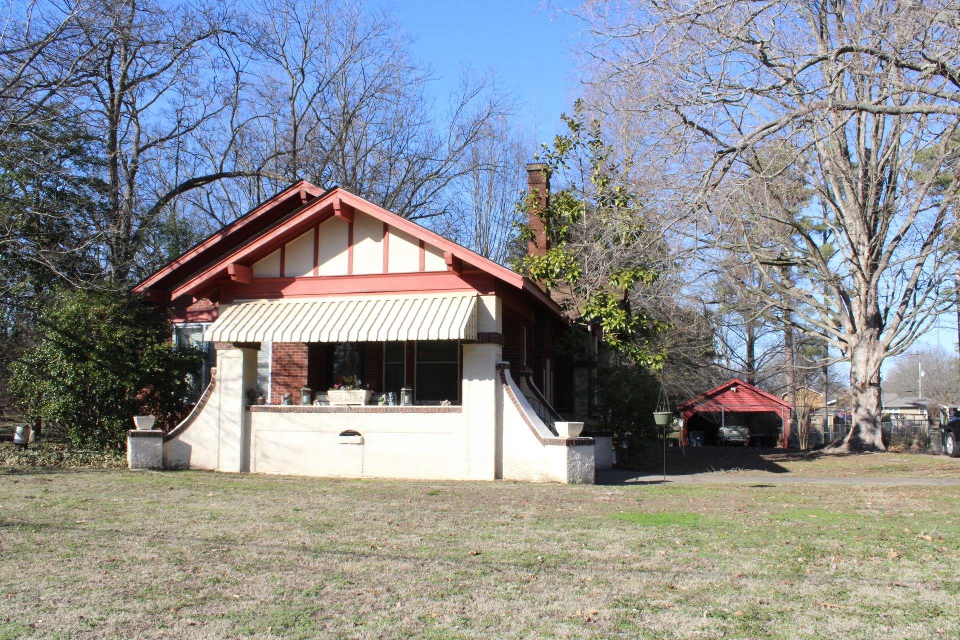 622 W TIGRETT ST, Halls, TN 38040