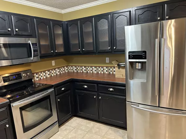 Memphis, TN 38125,4351 WHISPERING BEND DR