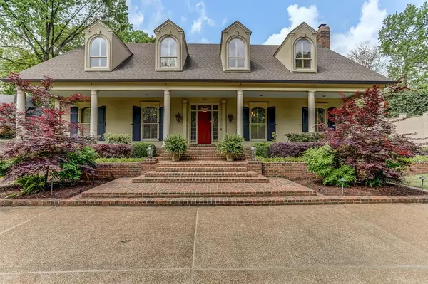 Memphis, TN 38120,5825 GARDEN OAK CV