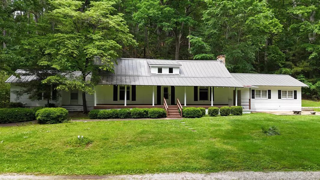 1150 RIVERTON ROSE TRAIL RD, Cherokee, AL 35616