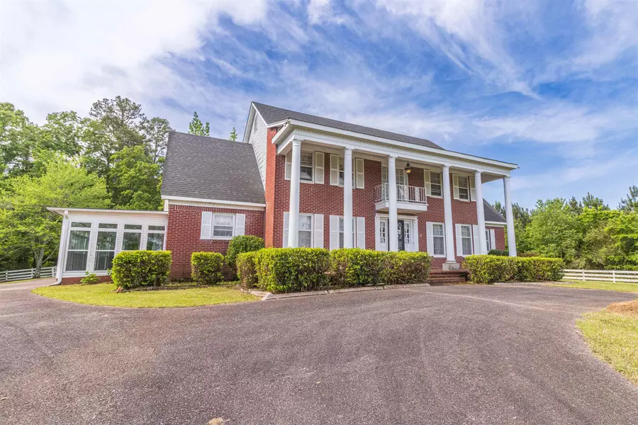 3152 64 HWY W, Selmer, TN 38375