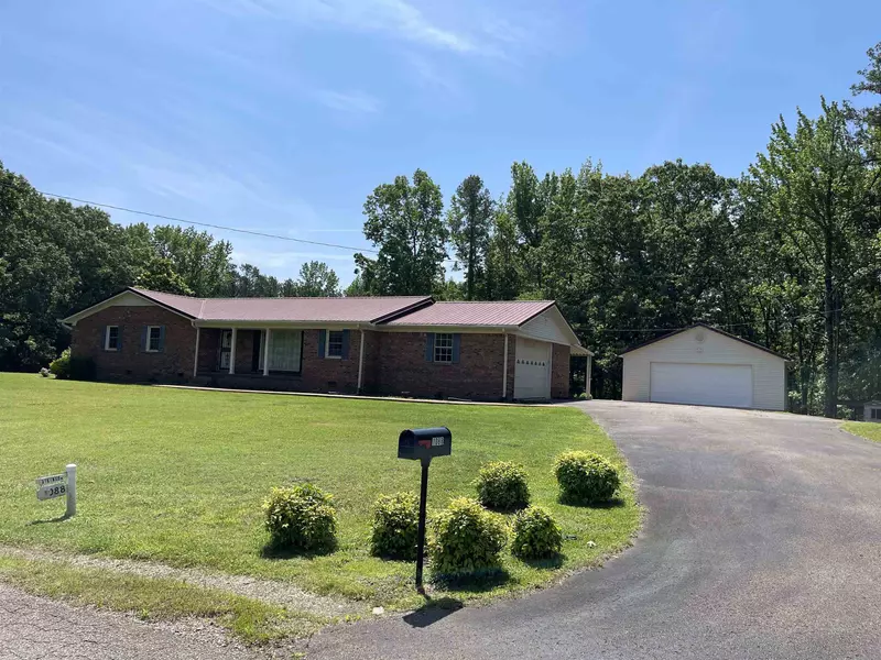 1088 ROSE CREEK RD, Selmer, TN 38375