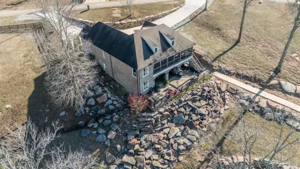 Bath Springs, TN 38311,202 RIVERBEND LN