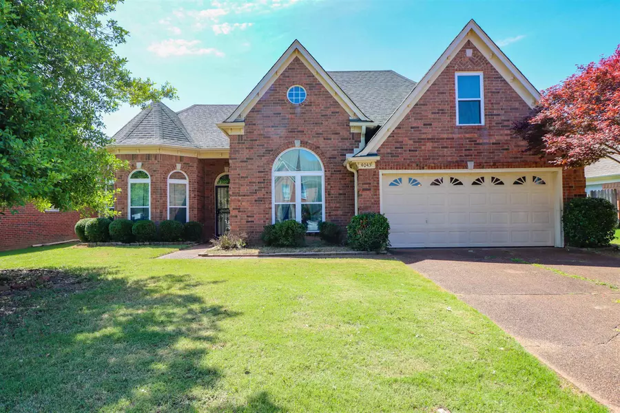 4043 FAIRWAY VIEW CIR E, Bartlett, TN 38135