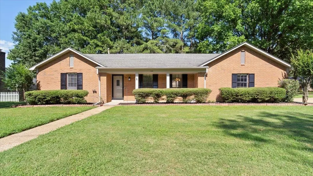 1184 VERLINGTON DR, Collierville, TN 38017