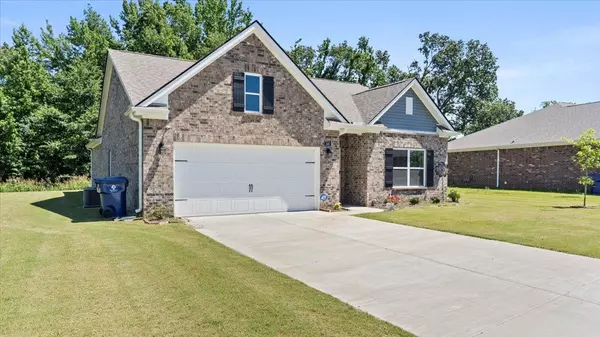 Somerville, TN 38068,240 MEADOWLAND LN