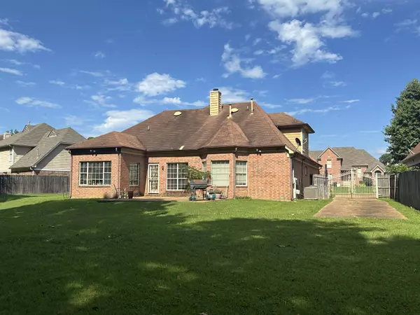 Memphis, TN 38125,4857 CALLAWAY HILLS DR