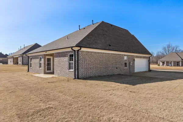 Senatobia, MS 38668,189 CADET DR