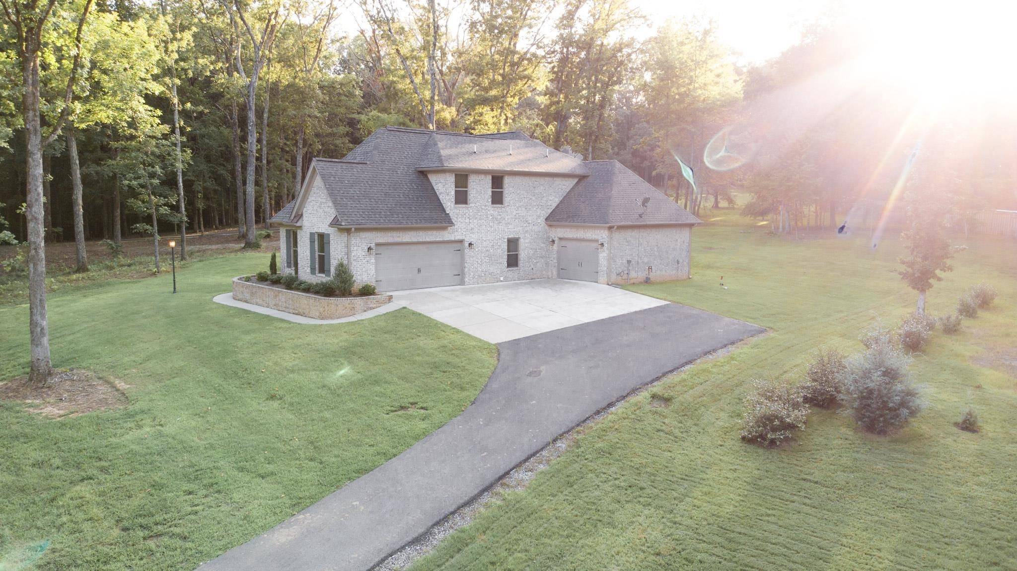 Eads, TN 38028,14955 HWY 196 HWY
