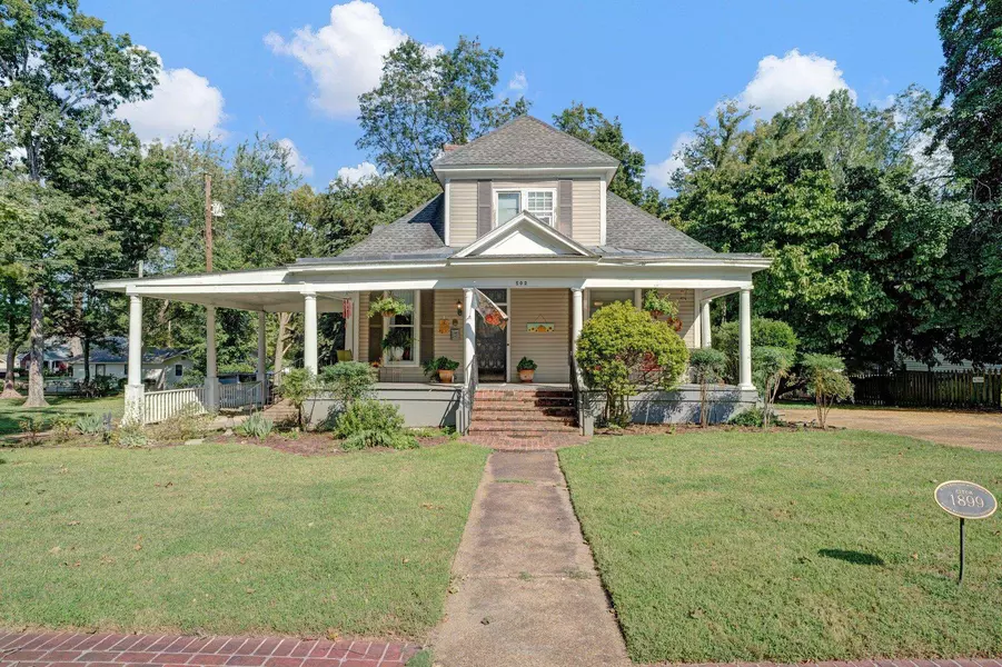 502 S MAPLE ST, Covington, TN 38019