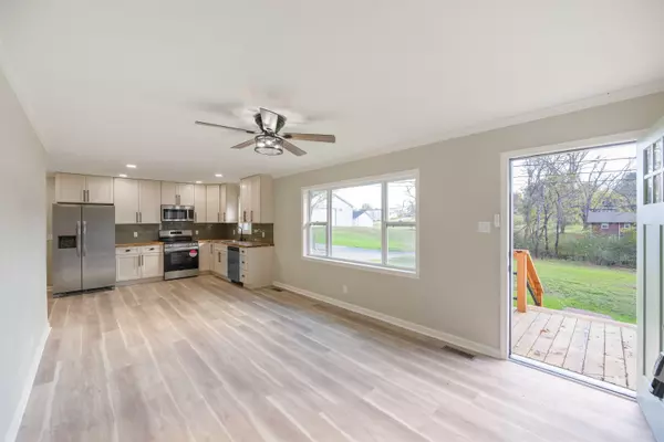 Decaturville, TN 38329,144 W NORTH ST